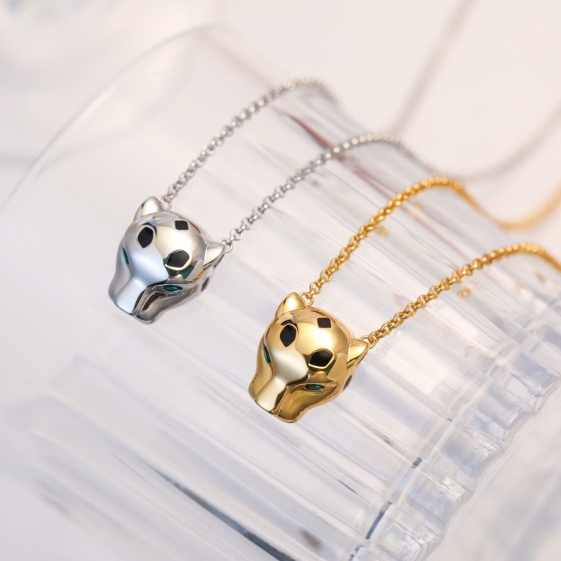 Ca*t*er necklaces